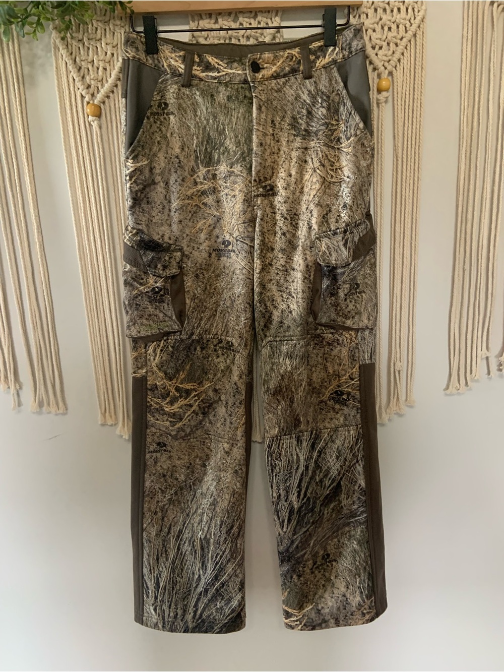 MAGELLAN Mossy Oak Camouflage Pants Youth Size Large